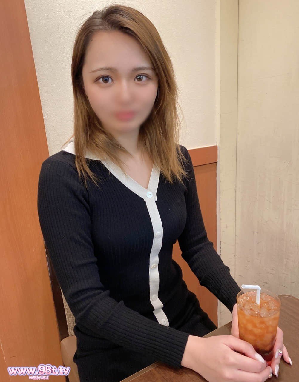 FC2PPV-4675966-170㎝美脚美スタイル♡ 高/.級 ラウンジ嬢さくらちゃん。プライド高めの未